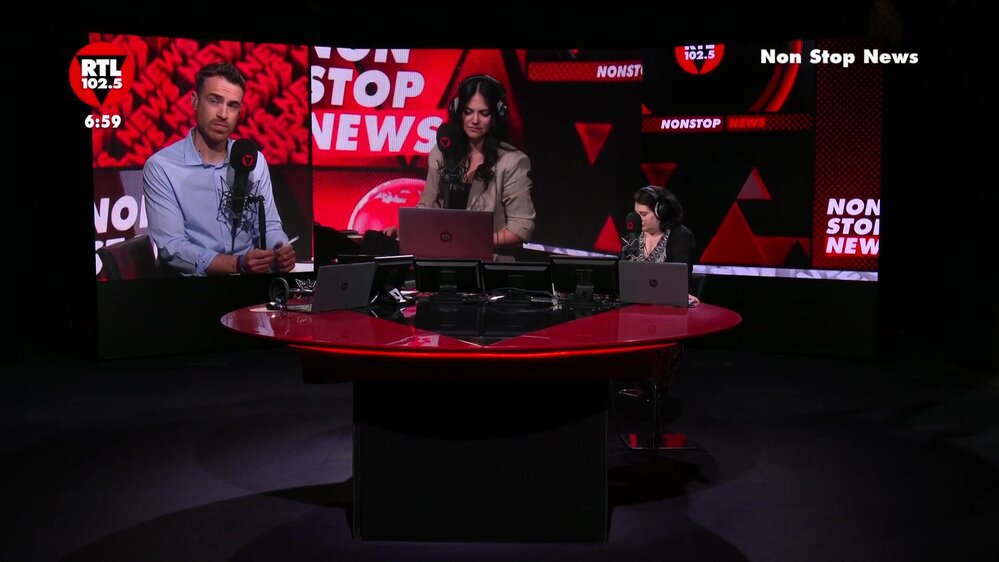 Non Stop News: i film in uscita e i David di Donatello, i fatti di attualità, Don Antonio Mazzi