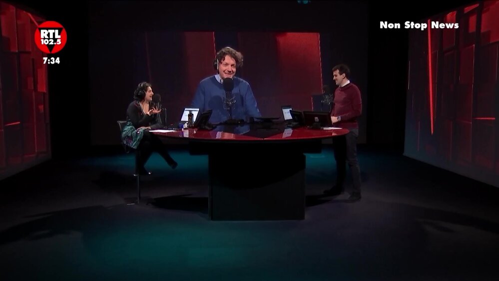 La Scossa: “La scossa dell'ingorgo spaziale"