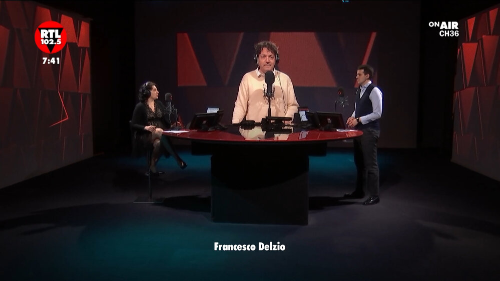 La Scossa: “La Scossa del robot dotato di intelligenza artificiale”