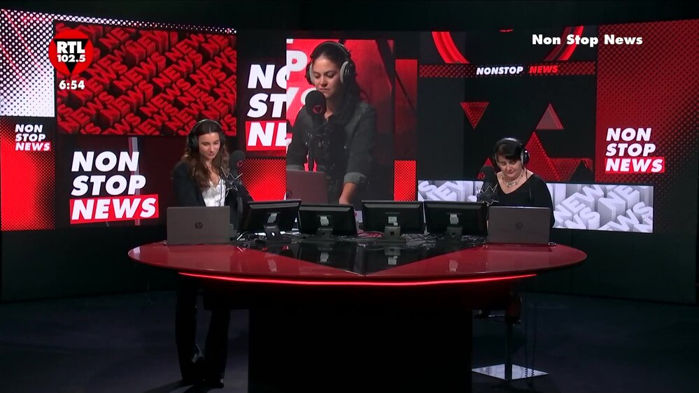 Non Stop News: la manovra economica, le sanzioni di Trump a Putin, Don Antonio Mazzi